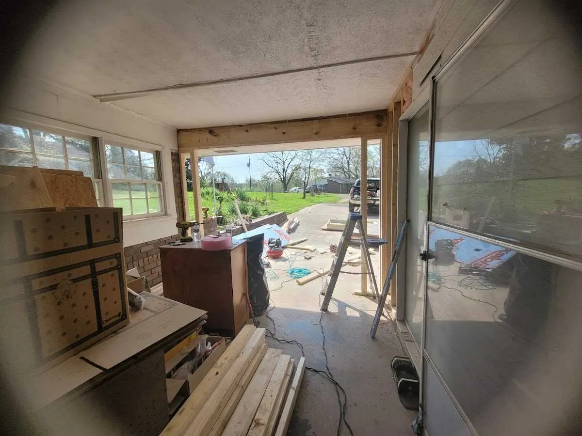 Air movers and dehumidifier for Drying & Dehumidification in Murrells Inlet